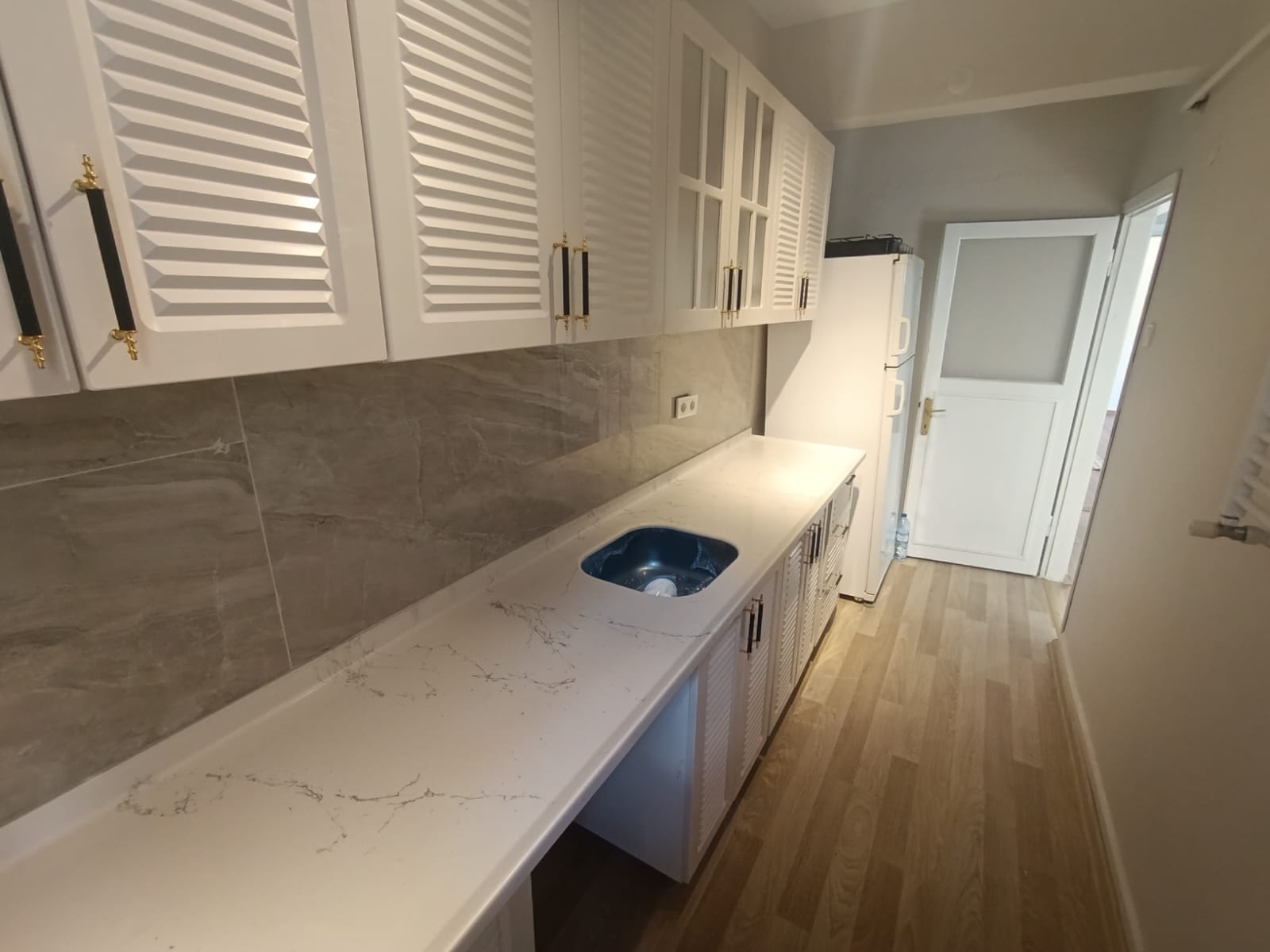 MABEL'DEN SATILIK ATIŞALANI MAHALLESİNDE 2+1 TADİLATLI DAİRE